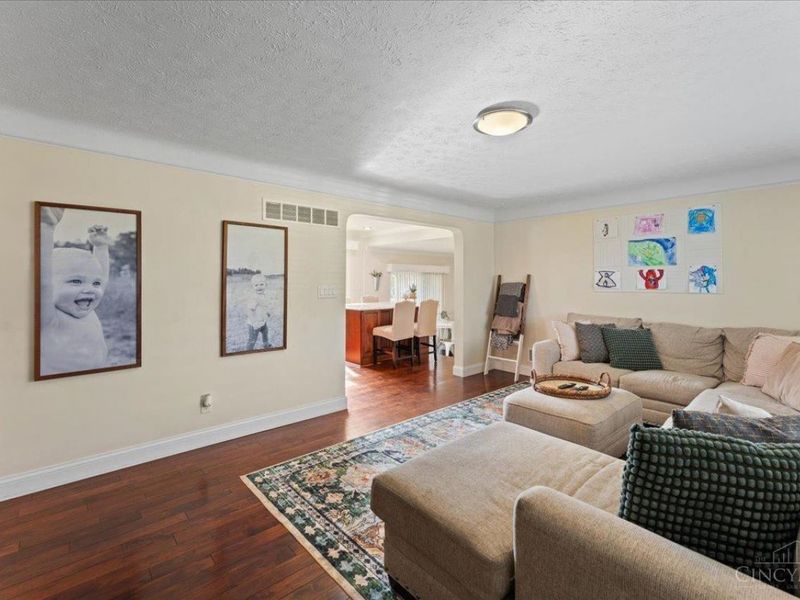 8000 Lesourdsville West Chester Road, West Chester, OH 45069 Photo 4