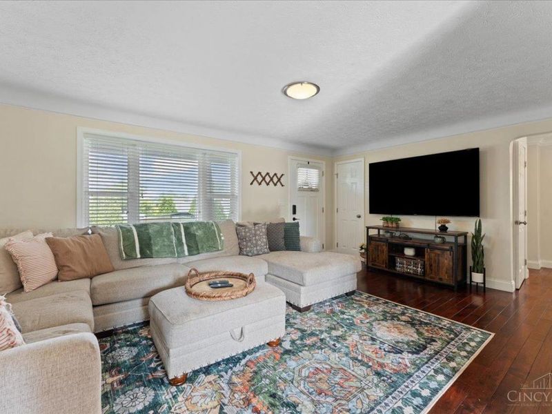 8000 Lesourdsville West Chester Road, West Chester, OH 45069 Photo 5