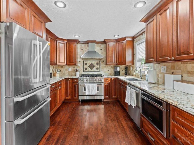 8000 Lesourdsville West Chester Road, West Chester, OH 45069 Photo 8