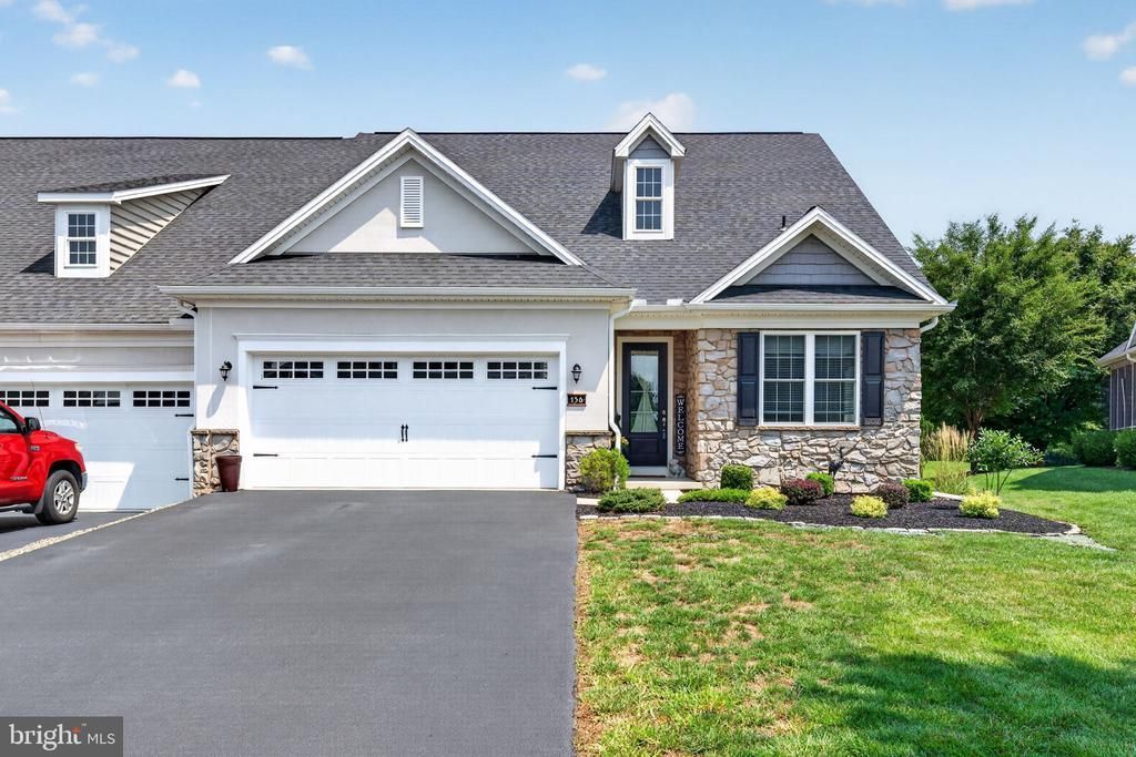 136 SAWGRASS DRIVE, MILLERSVILLE, PA 17551