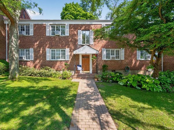 35 Nathan Hale Drive , Unit 25B, Huntington, NY 11743