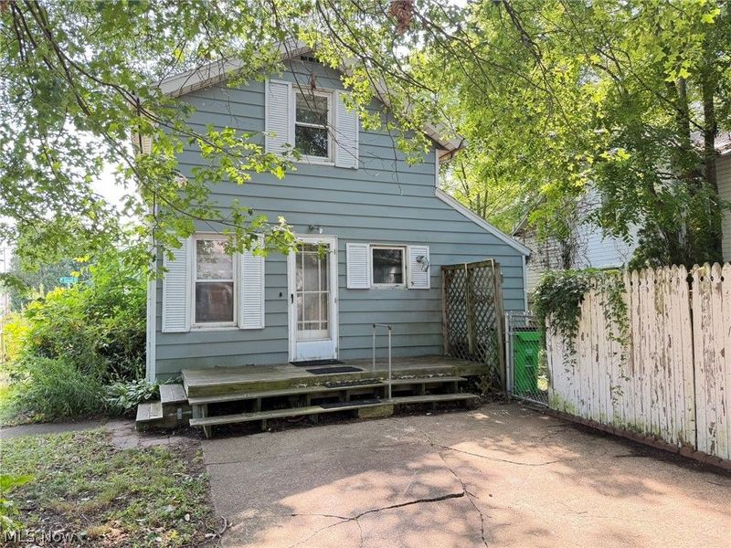 584 N Grant Street, Wooster, OH 44691 Photo 2