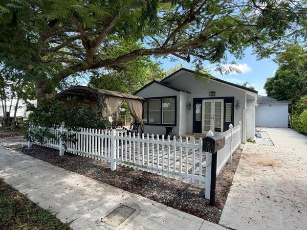 514 Churchill Road, West Palm Beach, FL 33405