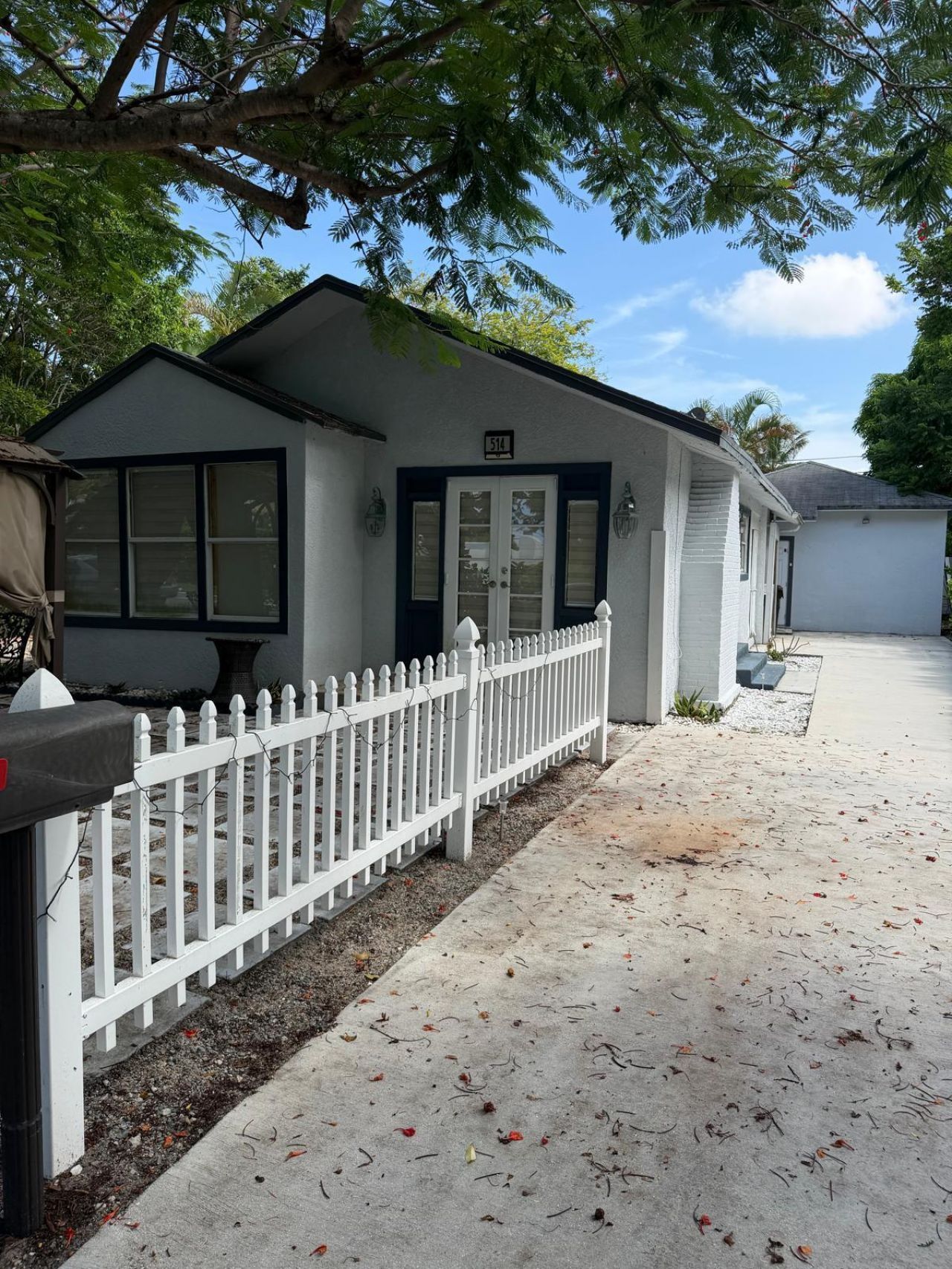 514 Churchill Road, West Palm Beach, FL 33405 Photo