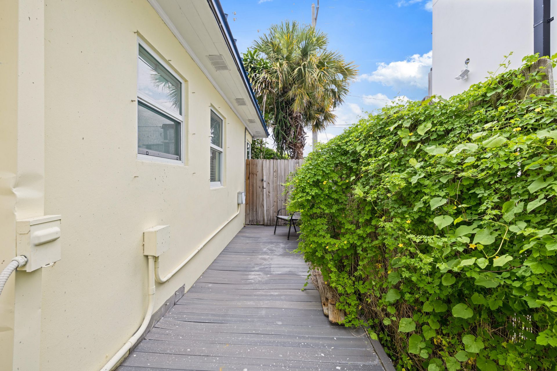 400 45th Street, West Palm Beach, FL 33407 Photo