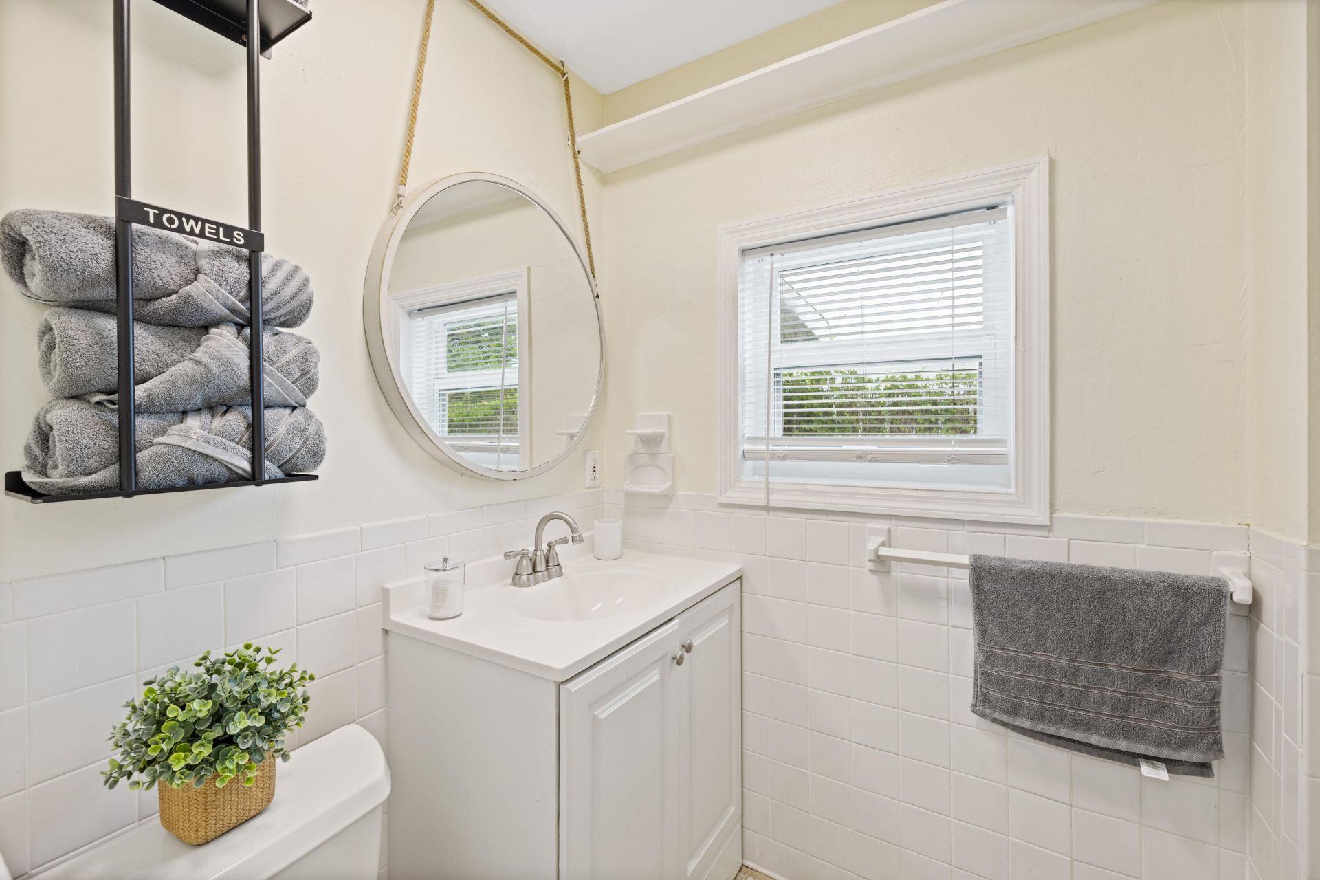 400 45th Street, West Palm Beach, FL 33407 Photo