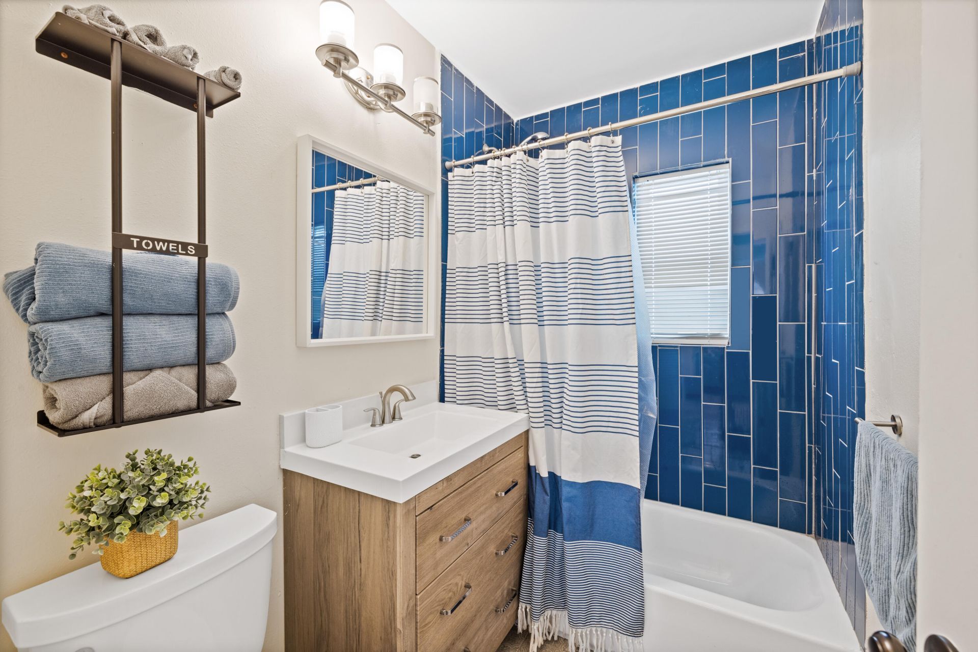 400 45th Street, West Palm Beach, FL 33407 Photo