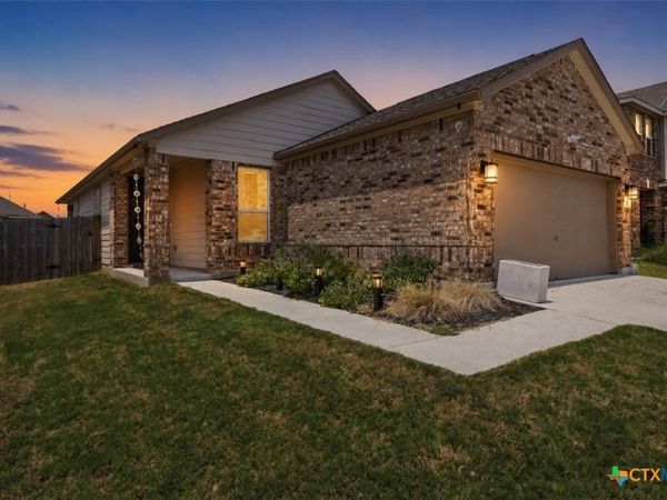 223 Pitkin Drive, Lockhart, TX 78644