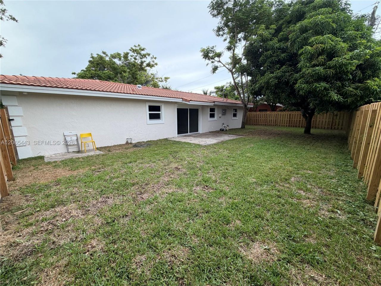 110 NE 17th Ct, Pompano Beach, FL 33060 Photo