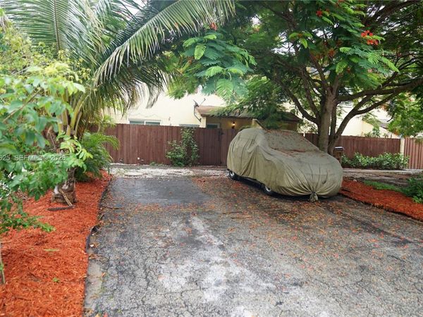 4332 Ter , Deerfield Beach, FL 33064