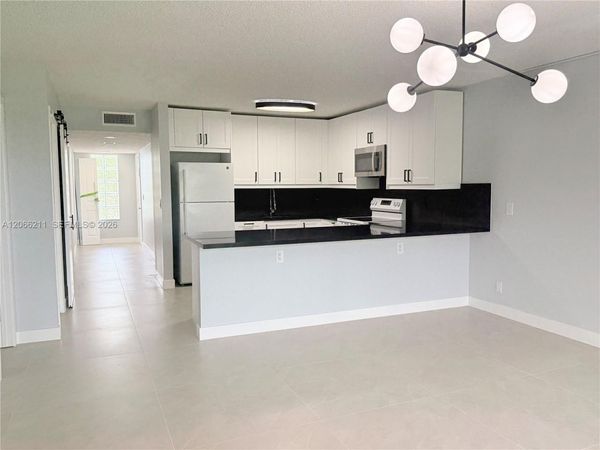 16511 Blatt Blvd, Unit 203, Weston, FL 33326