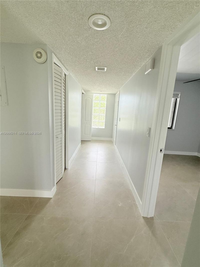 16511 Blatt Blvd , Unit 203, Weston, FL 33326 Photo