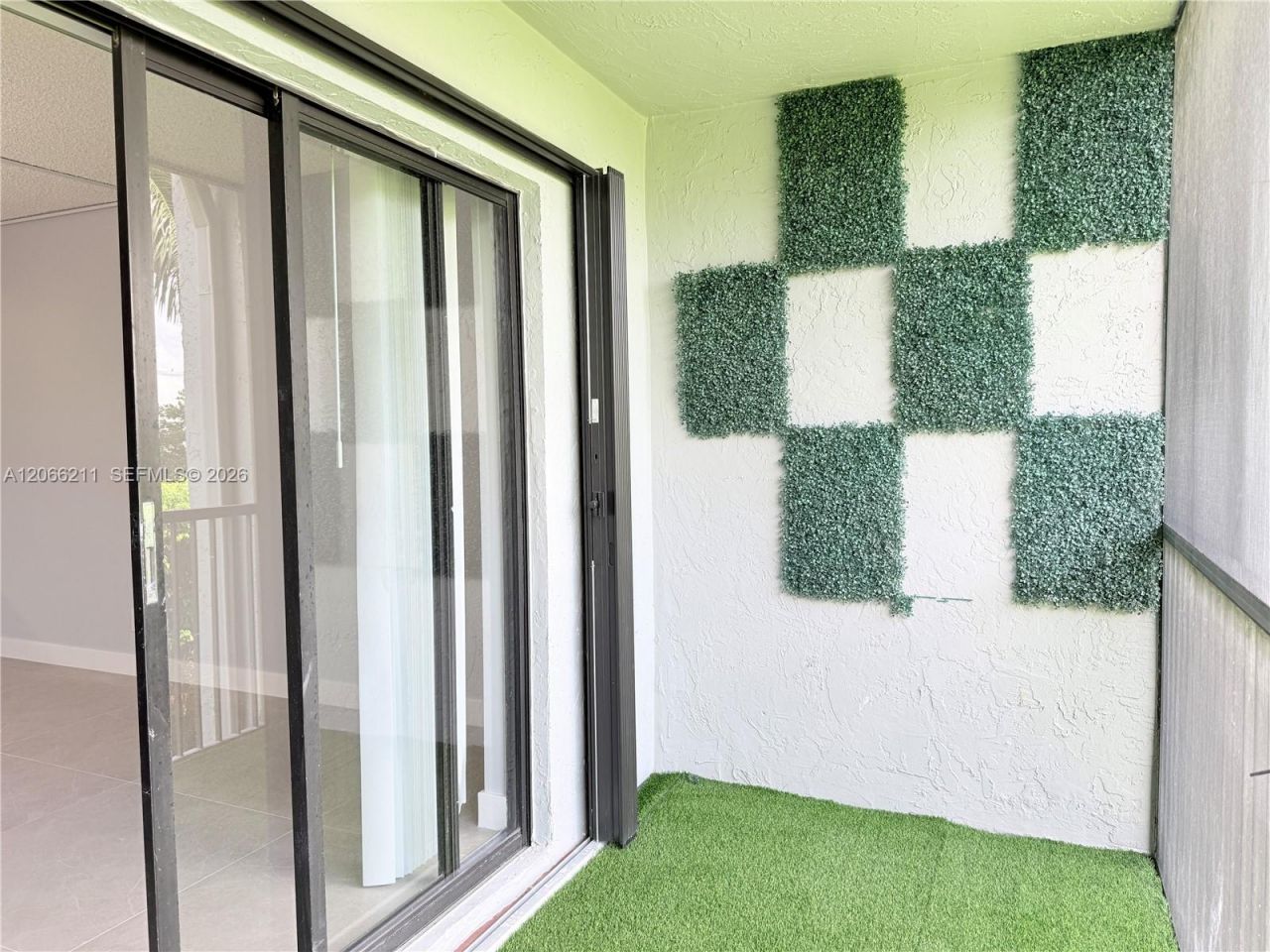 16511 Blatt Blvd , Unit 203, Weston, FL 33326 Photo