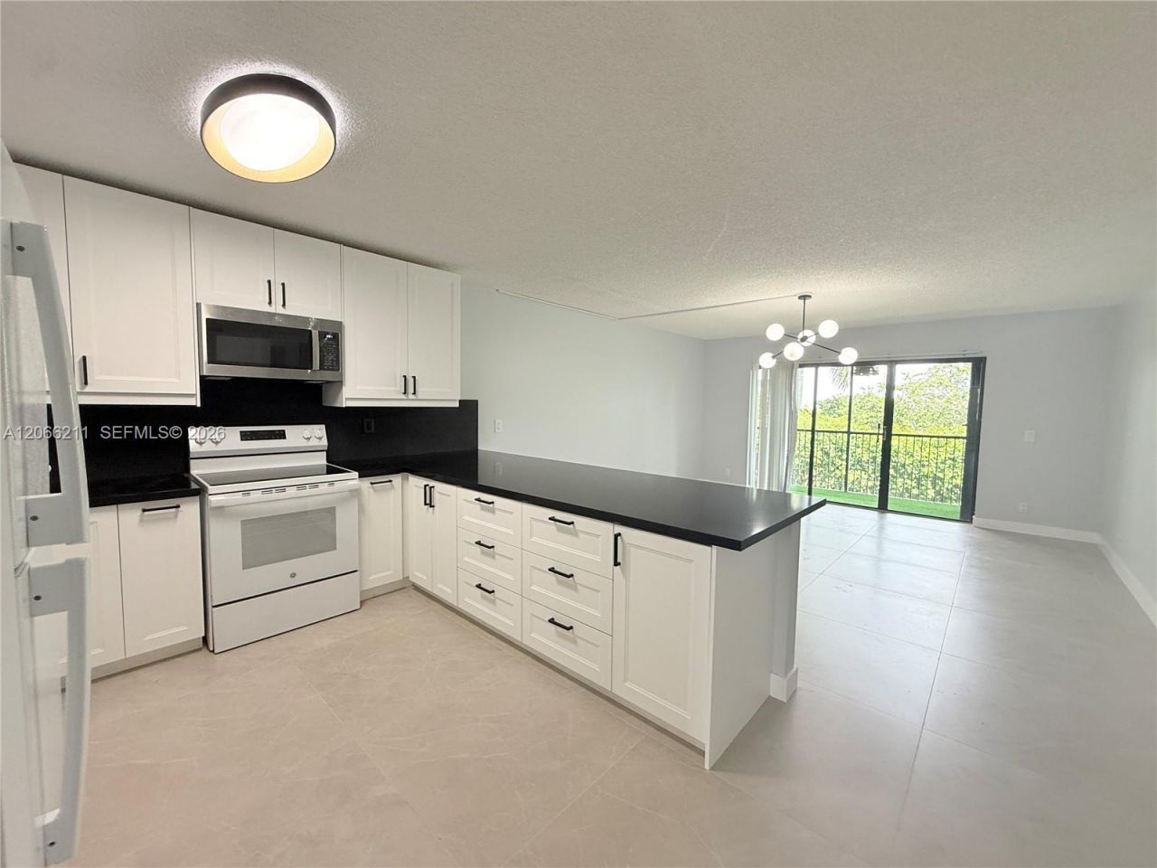 16511 Blatt Blvd, Unit 203, Weston, FL 33326 Photo