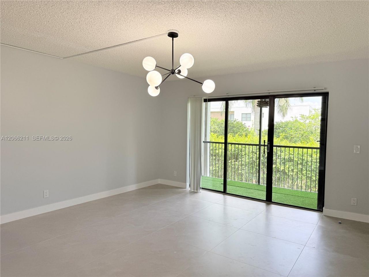 16511 Blatt Blvd , Unit 203, Weston, FL 33326 Photo