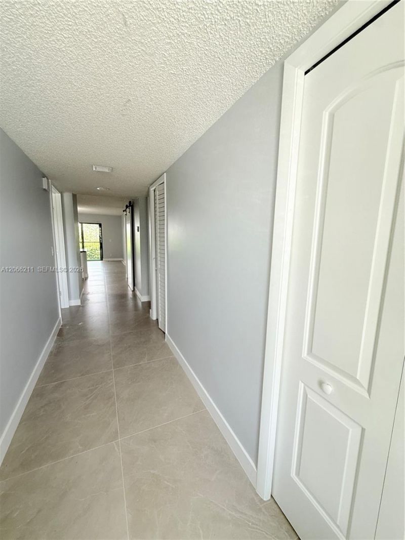 16511 Blatt Blvd , Unit 203, Weston, FL 33326 Photo