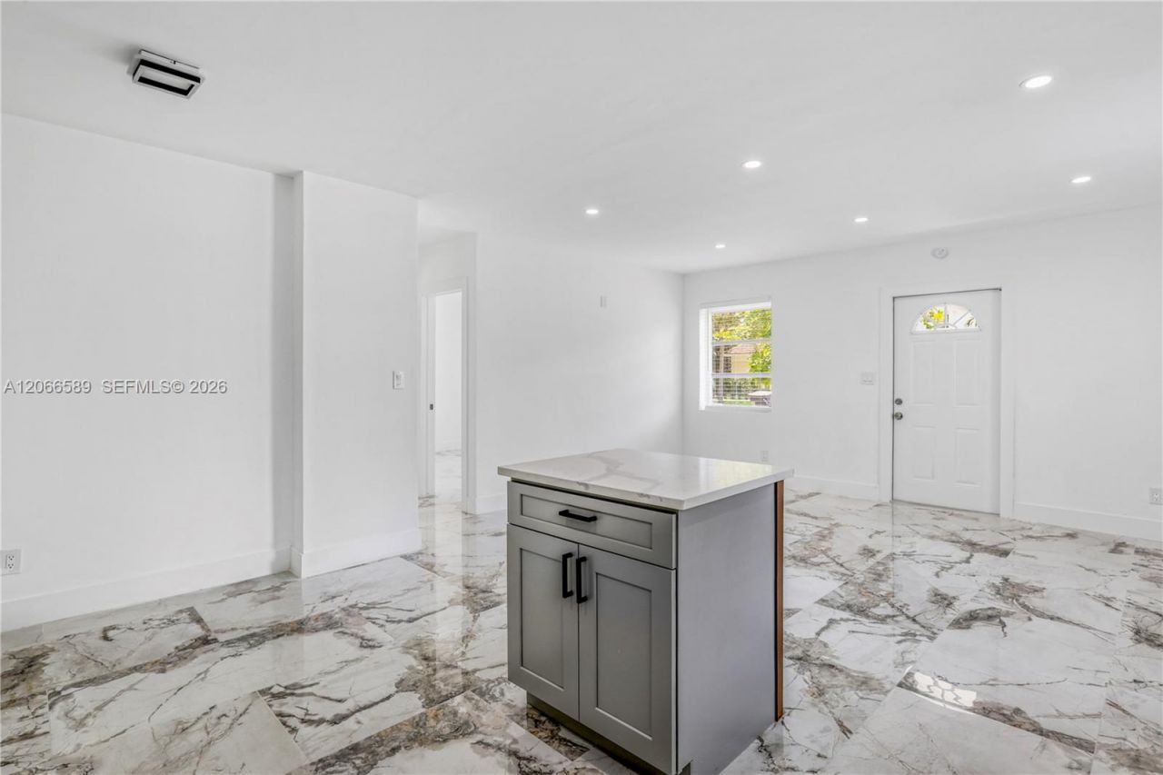 809 SW 17th St, Unit 1, Fort Lauderdale, FL 33315 Photo