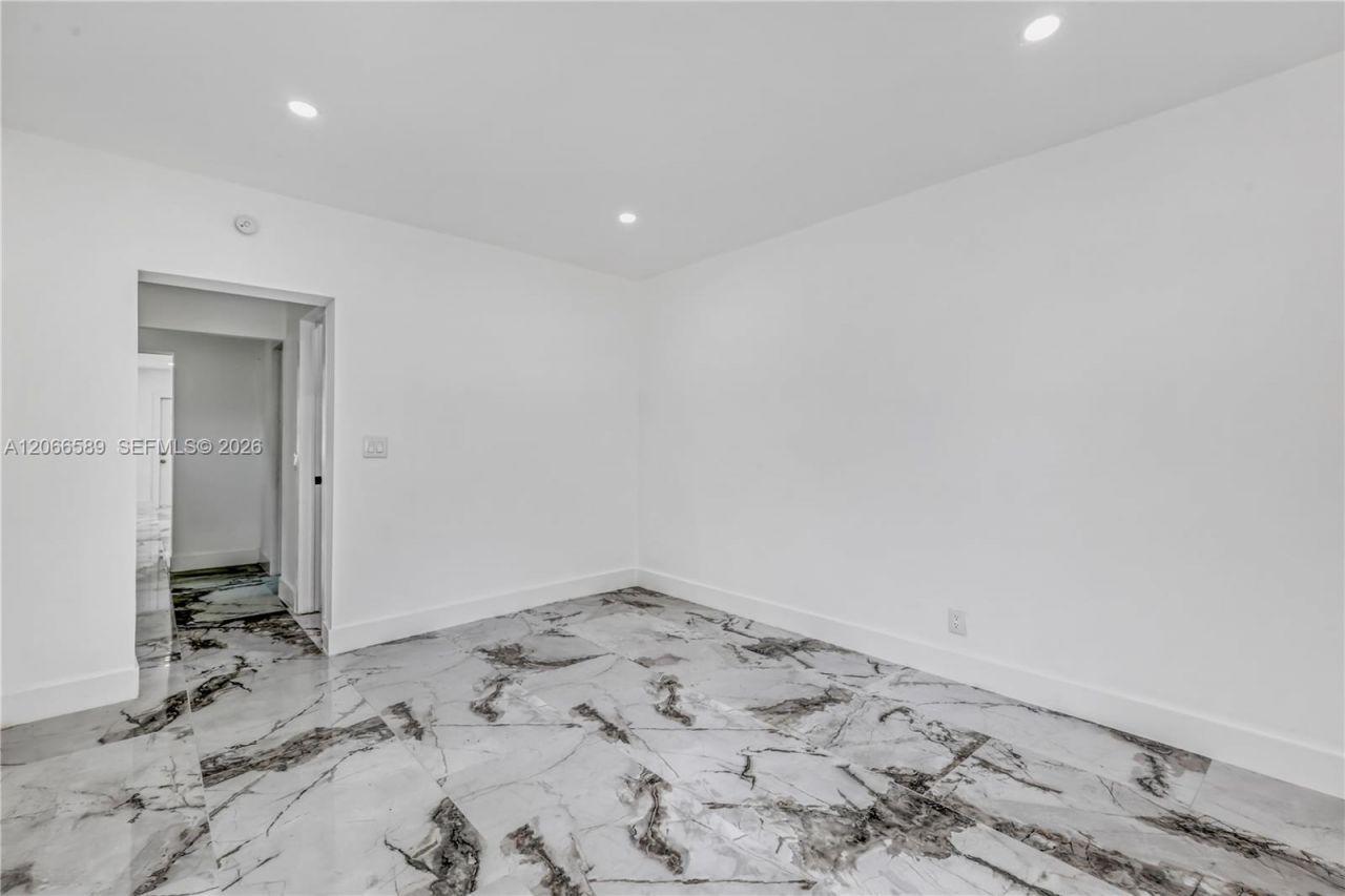 809 SW 17th St, Unit 1, Fort Lauderdale, FL 33315 Photo
