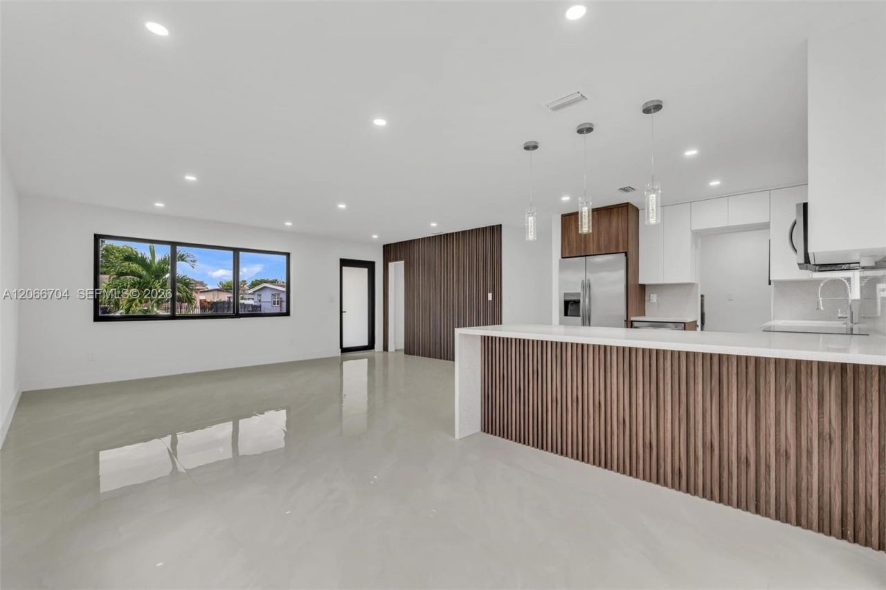 2600 NW 205th St, Miami Gardens, FL 33056 Photo