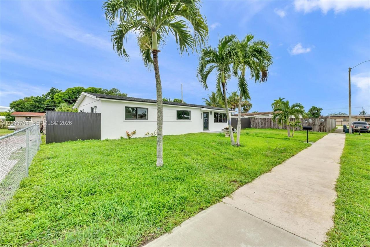 2600 NW 205th St, Miami Gardens, FL 33056 Photo