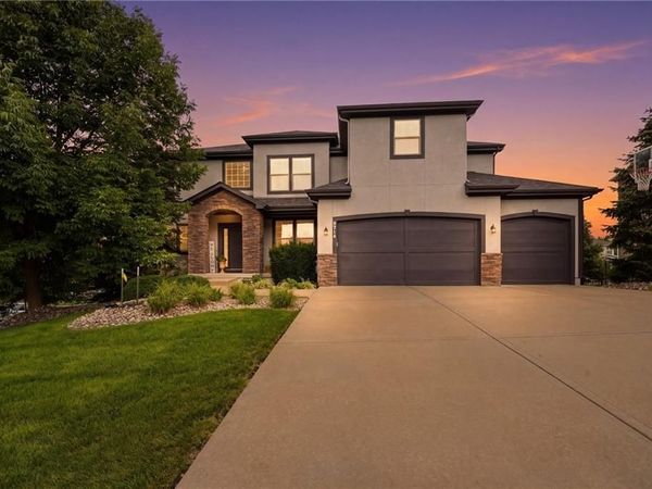 9314 W 163RD Terrace, Overland Park, KS 66085