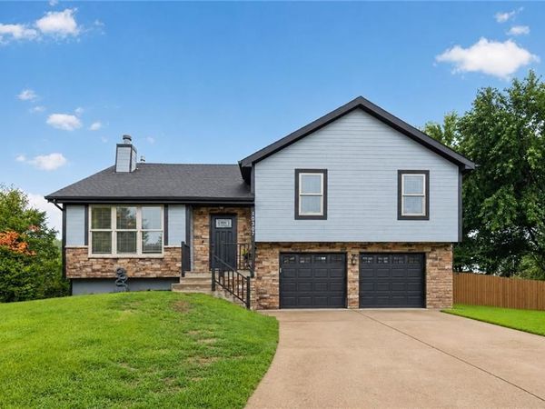 10307 NW 85th Court, Kansas City, MO 64153