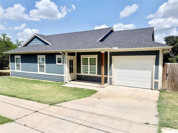 600 E Shepherd Street, Denison, TX 75021