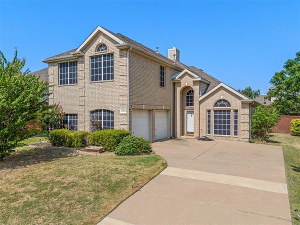 5231 Kathryn Drive, Grand Prairie, TX 75052