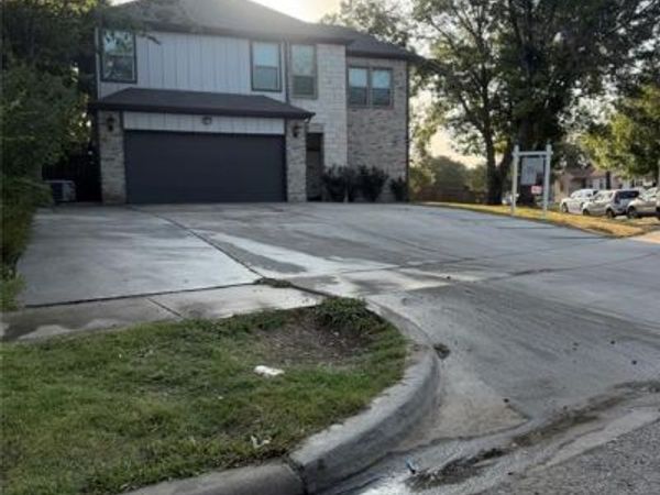 1714 Rosewood Street, Grand Prairie, TX 75050