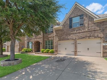 5708 Sleepy Creek Lane, Fort Worth, TX 76179
