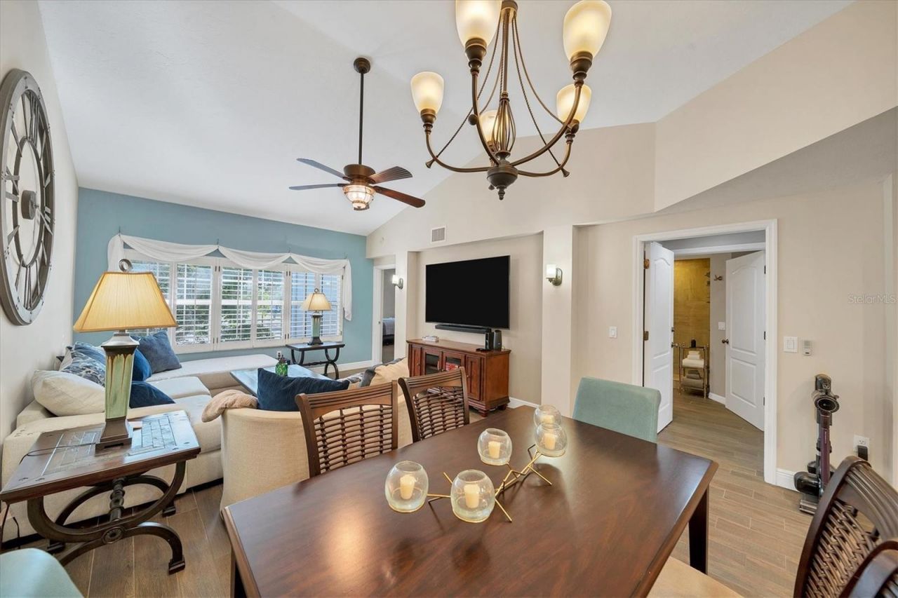 3401 54th Drive W, Unit 202, Bradenton, FL 34210 Photo