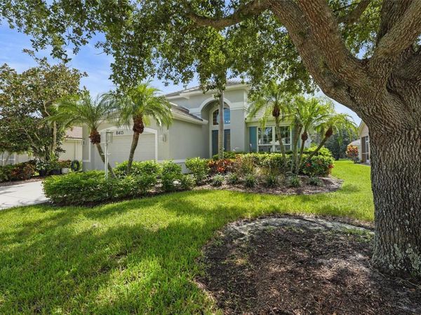 8415 WHISPERING WOODS COURT, BRADENTON, FL 34202