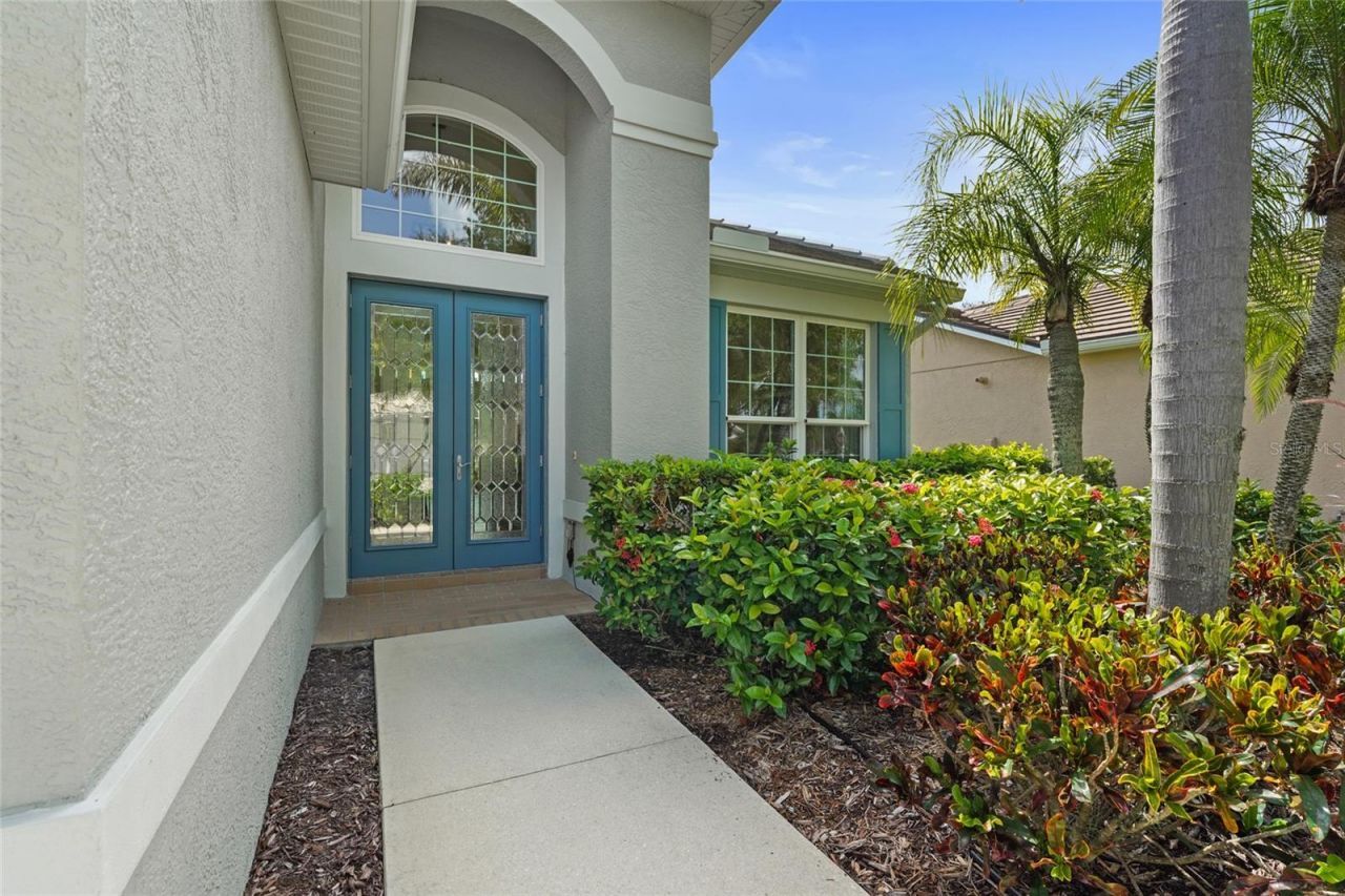 8415 Whispering Woods Court, Bradenton, FL 34202 Photo