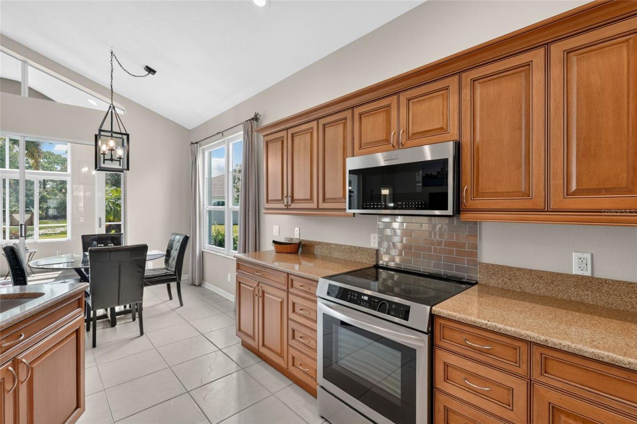 8415 Whispering Woods Court, Bradenton, FL 34202 Photo