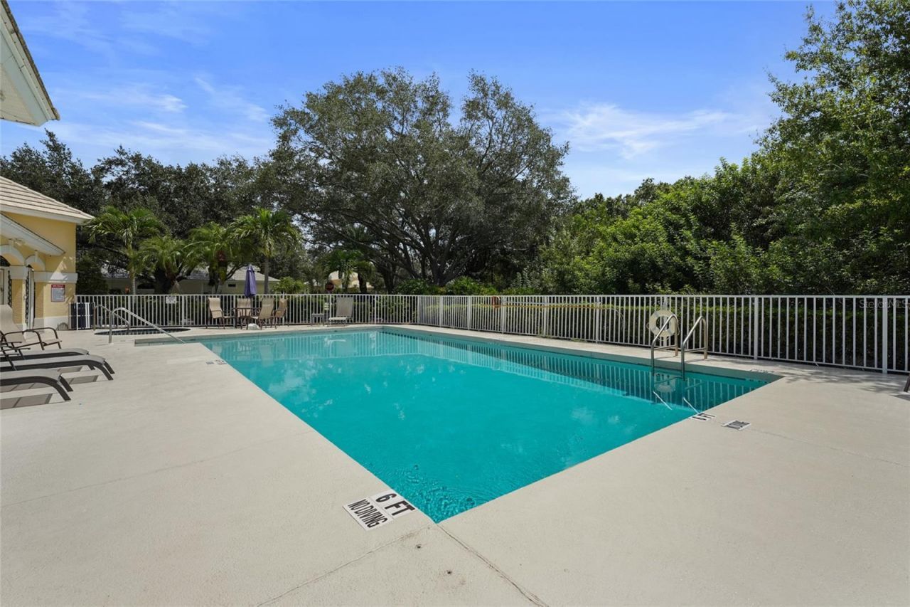 8415 Whispering Woods Court, Bradenton, FL 34202 Photo