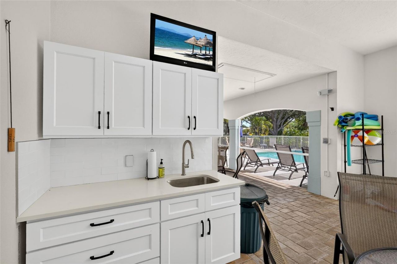 8415 Whispering Woods Court, Bradenton, FL 34202 Photo