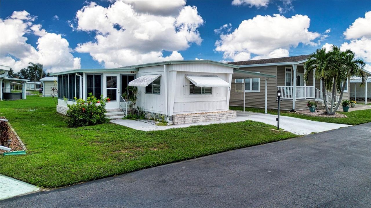 5316 53rd Avenue E, Unit N15, Bradenton, FL 34203 Photo