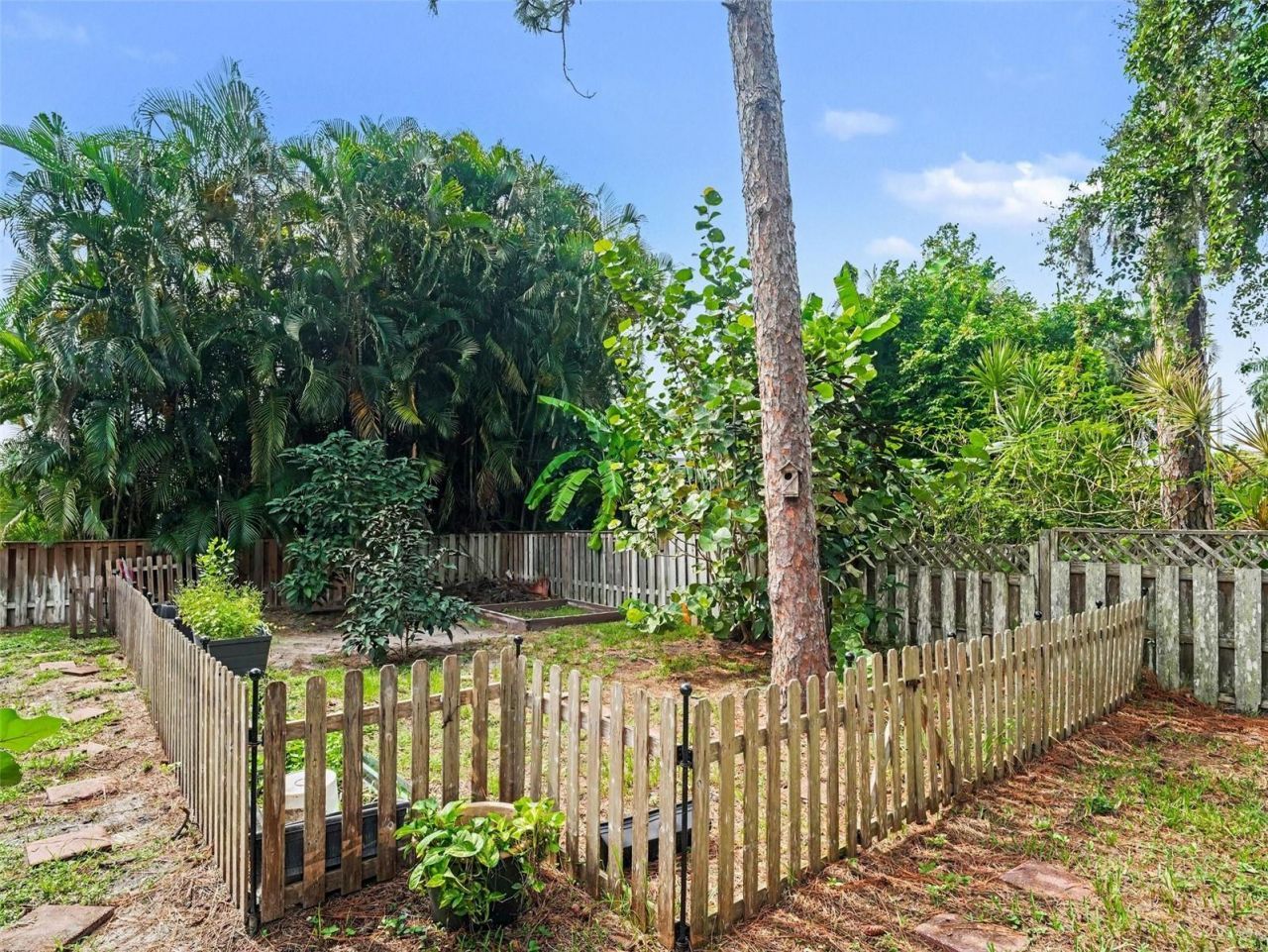 3911 Country View Cir, Sarasota, FL 34233 Photo