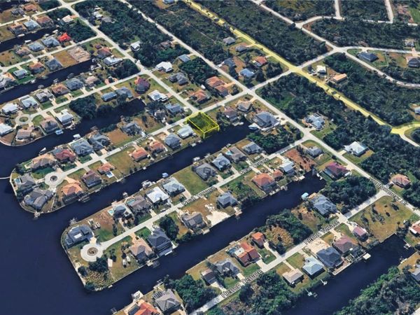 2539 DIXON TERRACE , PORT CHARLOTTE, FL 33981
