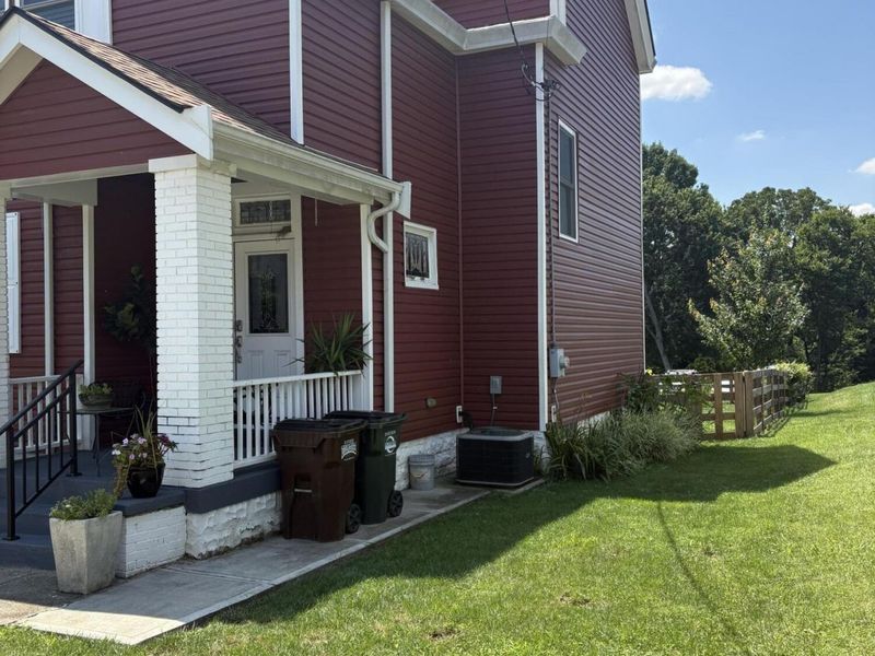 102 W Walnut Street, Southgate, KY 41071 Photo 2