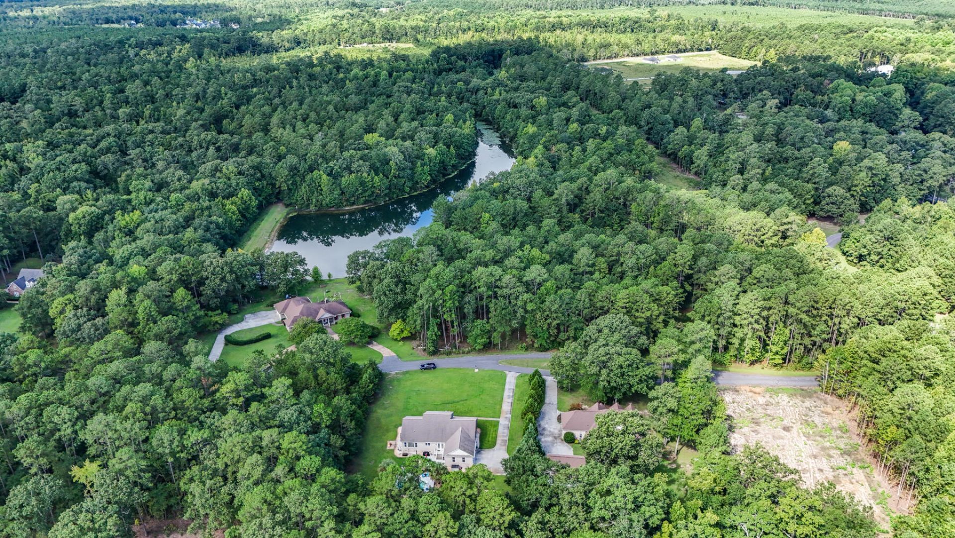151 Poplar Creek Drive Photo 37