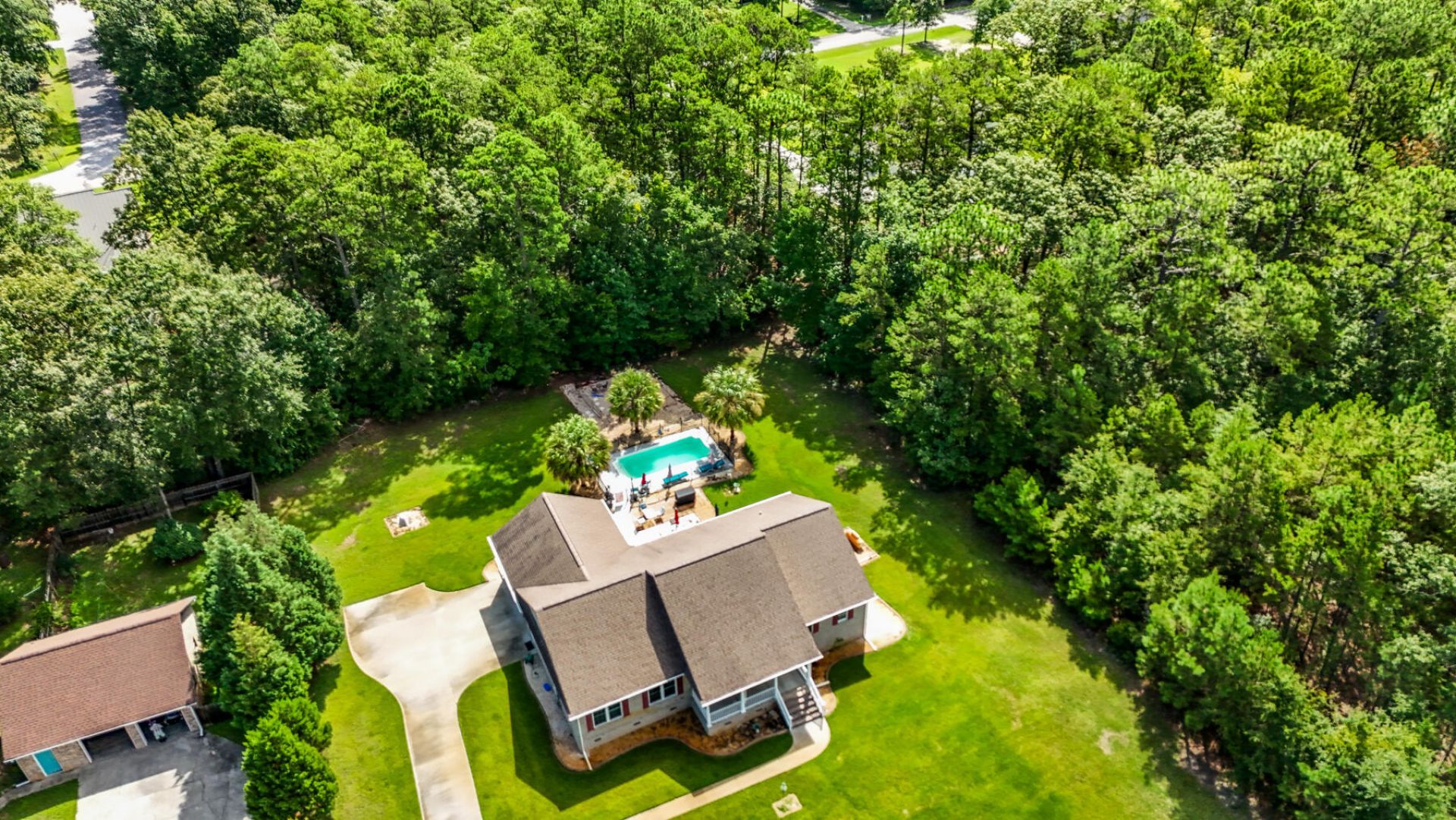151 Poplar Creek Drive Photo 42