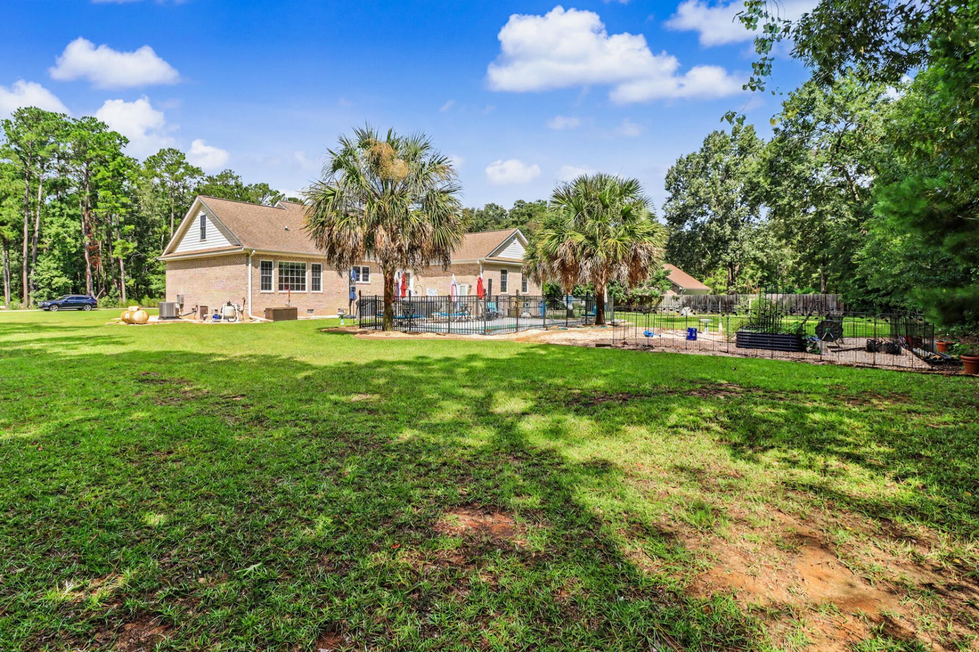 151 Poplar Creek Drive Photo 47