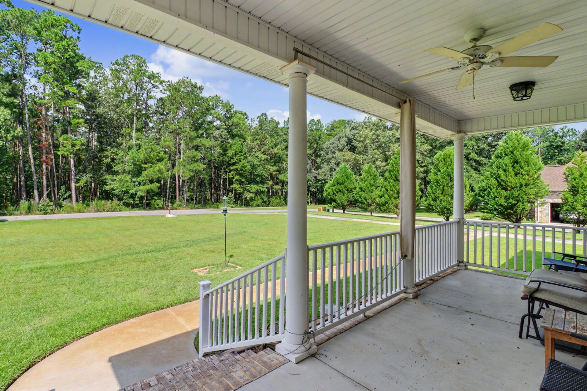 151 Poplar Creek Drive Photo 9