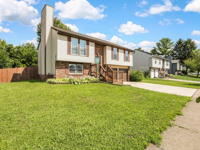 2636 Trailwind Street, Grove City, OH 43123 Photo 2