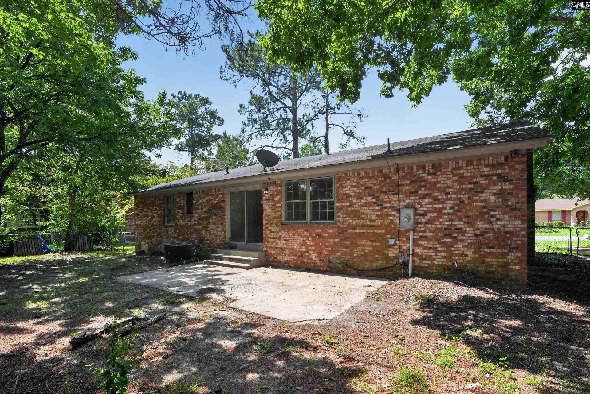 208 Bob White Avenue  Photo 8