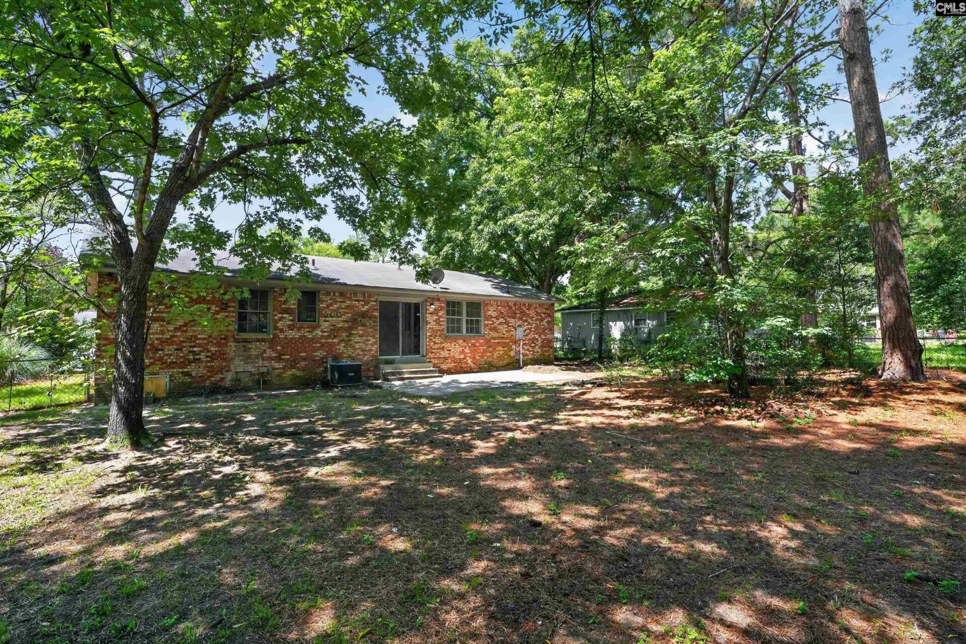 208 Bob White Avenue  Photo 9