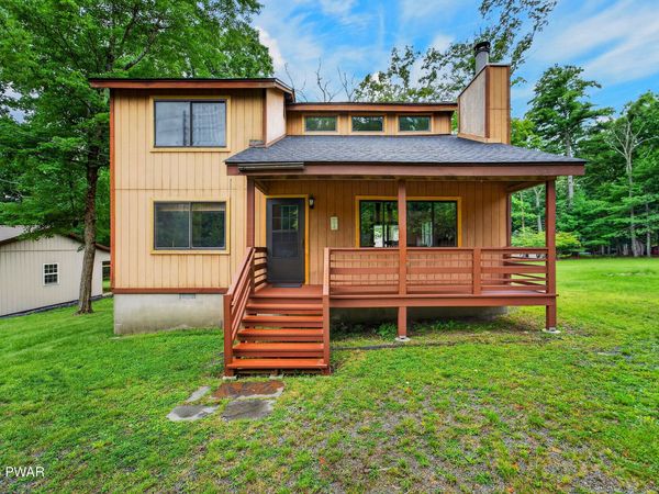 108 Claudine Lane, Dingmans Ferry, PA 18328