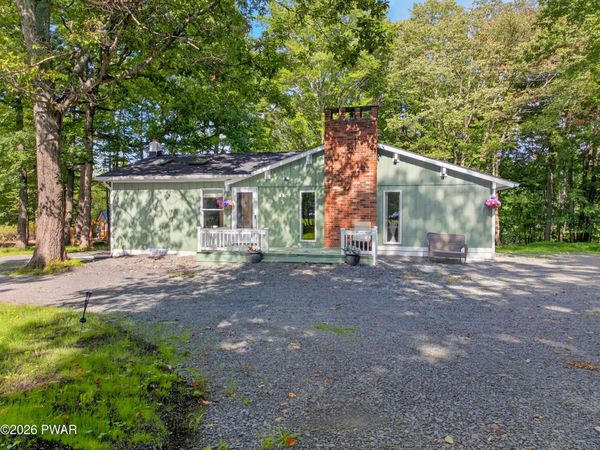 229 Lake Forest Drive , Dingmans Ferry, PA 18328