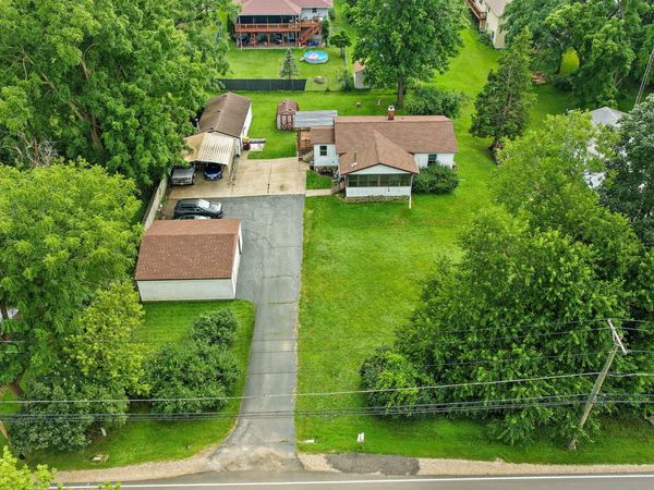 809 Washington Street , Woodstock, IL 60098